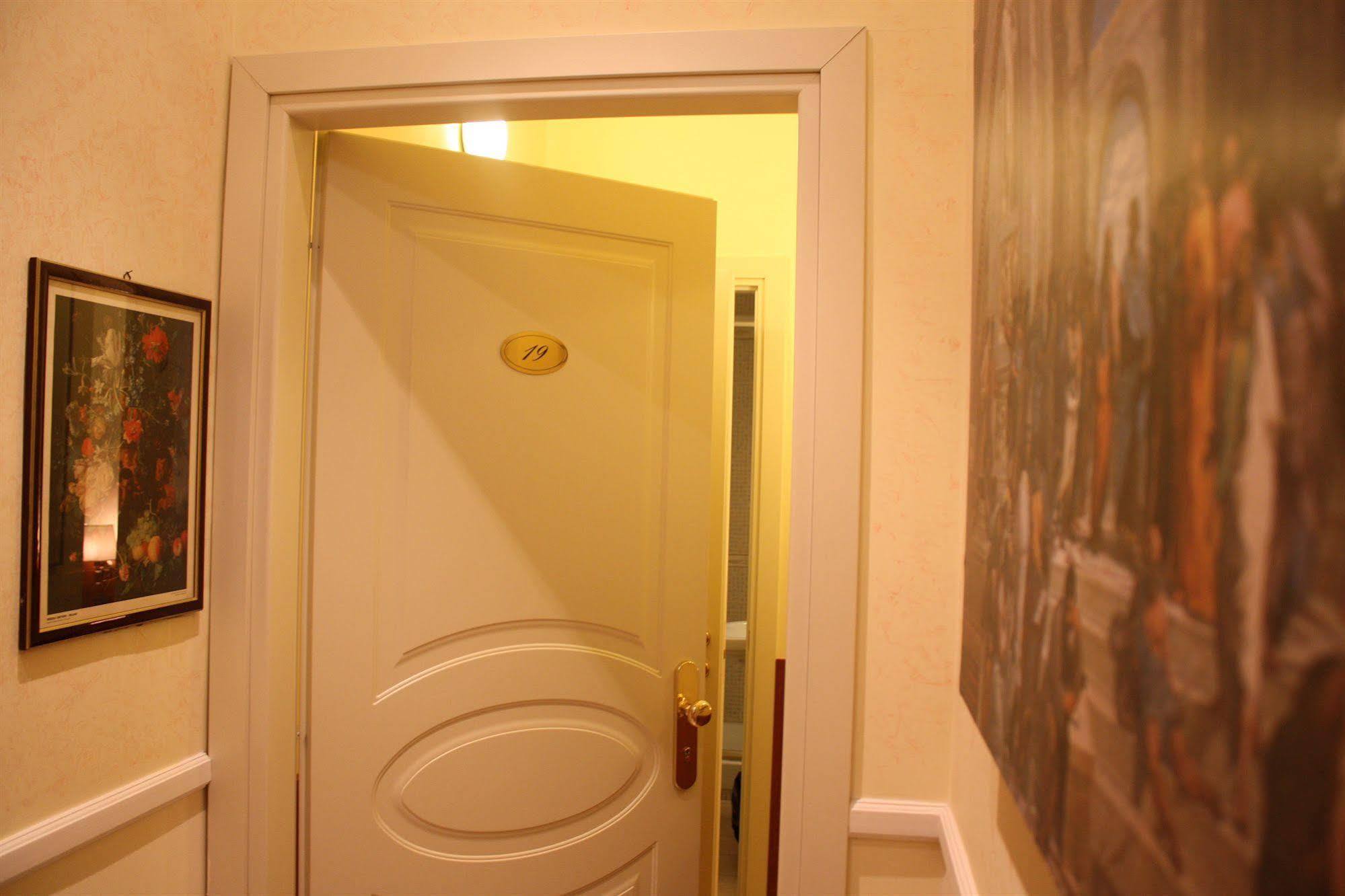 Viennese Hotel Rom
